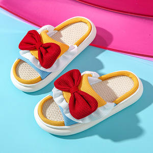 Pantofole di lino per le donne in fuga stile principessa silenziose antiscivolo simpatiche pantofole - Product Image 3