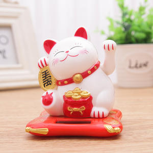 Vente chaude petites mains tremblantes faisant signe chat solaire mignon voiture tableau de bord décorations cadeaux et artisanat - Product Image 6
