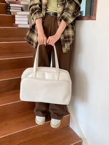 Wholesale Luxury <strong>Black</strong> Pu Leather Shoulder <strong>Bags</strong> for Women Stylish Large Capacity Travel Handbags Two Straps Custom Logo Zipper - Product Image 4