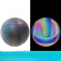 Ballon de volley en PVC lumineux pour fabricants en gros, avec finition réfléchissante colorée, logo personnalisé, couture à la machine pour jeu jour/nuit