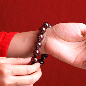 Bracelet en <span class=keywords><strong>cinabre</strong></span> naturel le plus vendu, à haute teneur en <span class=keywords><strong>cinabre</strong></span>, améliorant l'énergie, idéal comme cadeau porte-bonheur - Product Image 6