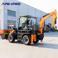 Chargeuse-pelleteuse compacte 4x4 APEXPRO avec moteur Kubota Euro 5, chargeuse sur pneus hydraulique