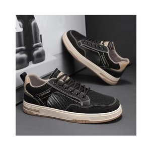 Chaussures de sport décontractées pour hommes, nouveau modèle rétro, respirantes, légères, avec empiècements de couleur assortie et surface en maille respirante - Product Image 1