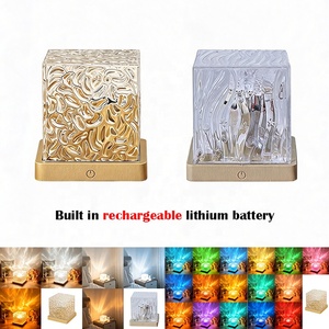 Lampe de table en cristal rechargeable avec base en bois massif de qualité supérieure, effet d'ondulation d'eau RGB, pour la décoration de la maison - Product Image 1
