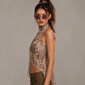 Top Halter con Escote en V Profundo y Tirantes Cruzados, Tejido de Punto con Spandex/Poliéster, Transpirable, Ecológico y Antipilling, con Estampado de Leopardo Y2K para Mujer - Product Image 3