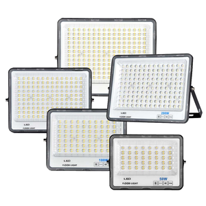 Reflector LED para Exteriores IP66 Resistente al Agua de Alta Luminosidad 50W-300W para Estadios, Obras de Construcción y Patios - Product Image 3