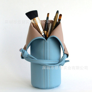 Leather <b>Makeup</b> Brush Drawstring Bag, Portable Creative <b>Storage</b> Bag with Straps, Professional <b>Makeup</b> Tool <b>Storage</b> Bag - Product Image 1