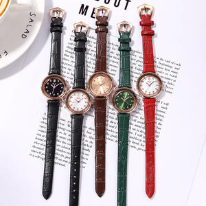 Reloj Artístico Vintage para Niñas con Estilo Minimalista Fresco para Navidad y Moda Diaria - Product Image 5