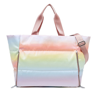 Sac de sport et de yoga personnalisé pour femme, avec compartiment sec/humide, sac à bandoulière matelassé, fermeture éclair, tendance - Product Image 6