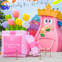 Accessoires décoratifs pour les sites panoramiques en plein air, les parcs, les centres commerciaux, pompe à air électrique multicolores, boîte cadeau de fleurs de tulipes gonflables