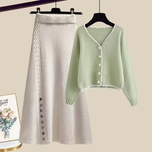 Nouveau modèle Ensemble pull pour femmes Couleur unie Mode col en V Cardigan Décontracté Confortable Manches longues Ensemble deux pièces - Product Image 2