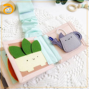 Livre silencieux faits à <span class=keywords><strong>la</strong></span> main pour bébé, jouet éducatif, fabriqué à <span class=keywords><strong>la</strong></span> main, en tissu doux, notes silencieuse - Product Image 5