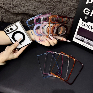 เคสโทรศัพท์มือถือ iPhone18 DUO แบบใส พร้อมขาตั้งแม่เหล็กพับได้ หมุนได้ 360 องศา - Product Image 2