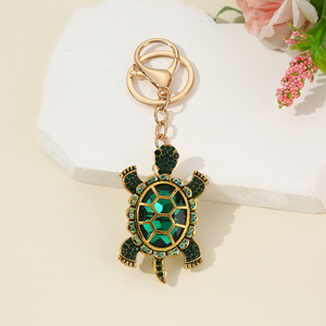 พวงกุญแจรูปเต่าโลหะสีทองสไตล์วินเทจ ประดับคริสตัลหลากสี พิมพ์ลายซิลค์สกรีน ของตกแต่งสำหรับผู้หญิง - Product Image 5