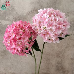 Arrangement floral d'hortensias en soie Hua Ding, 132 pièces, décorations de table de mariage pour banquets, hôtels, décoration murale - Product Image 3