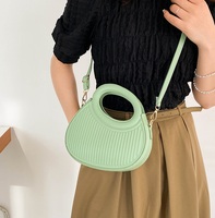 Sac pour femme I-0171, nouvelle mode rétro, sac à main personnalisé pour femmes, tendance, polyvalent, sac bandoulière, forme de lune irrégulière