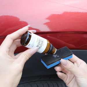 Producto para el Cuidado del Automóvil con Revestimiento de Cristal para Restauración de Piezas Plásticas y Protección Interior con Fórmula Concentrada - Product Image 1