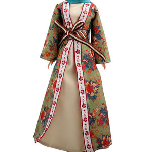 دمى هندية تقليدية بتصميم إسلامي بطول 11.5 بوصة مع فستان طويل مزين بالزهور وشال أزرق وحقيبة وردية للبيع بالجملة - Product Image 5