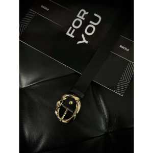 Cinturón de Mujer Fiori con Hebilla Dorada Asimétrica, Cuero Negro, Herrajes de Aleación, Accesorio de Moda - Product Image 1