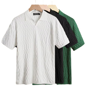 เสื้อโปโลถักสำหรับผู้ชายไซส์ใหญ่ แขนสั้น คอวี ลายถักแบบเคเบิ้ล ทรงหลวม สไตล์ธุรกิจ ปกคอพับ สีขาว ดำ เขียว - Product Image 1
