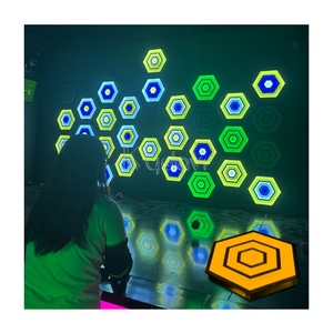 Máquina de Juego Interactiva Comercial para Team Building, Mega Relay Pixel Grid, Tiro al Blanco, Lanzamiento de Bolsas de Arena - Product Image 4