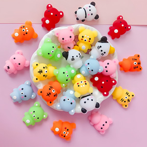 Nuevos Juguetes Antiestrés de Plástico con Forma de Animales de Dibujos Animados, Lindos y Divertidos para Niños de 5 a 7 Años, Figuras Decorativas, Artículos de Regalo, Logotipo Personalizado - Product Image 4