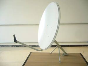 Antenne satellite offset Ku Band 80 cm en acier pour extérieur, <span class=keywords><strong>prix</strong></span> usine Chine - Product Image 3