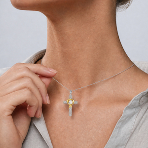 Colares com Pingente de Cruz VVS Moissanite, Presentes de Aniversário para Mulheres, Banhado a Ouro 14K, Prata Esterlina 925, Crucifixo, Fé, Coração - Product Image 4
