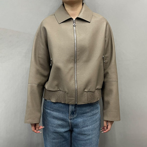 Veste en cuir <span class=keywords><strong>vintage</strong></span> de haute qualité pour <span class=keywords><strong>femme</strong></span>, coupe-vent, avec fermeture éclair, style motard, collection printemps-automne, vente en gros - Product Image 1