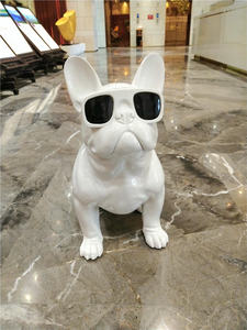 Perro de Cerámica Negra de Resina, Perro de Resina Personalizado con Gafas, Perro American Bully Grande con Diseño Moderno, Decoración para el Hogar - Product Image 5