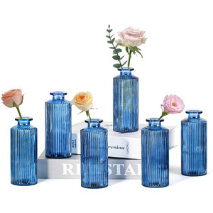 Juego de 24 Jarrones de Vidrio Azul con Diferentes Formas Texturizadas para Centros de Mesa de Boda, Decoración del Hogar y Oficina, Venta al por Mayor de Jarrones para Flores - Product Image 3