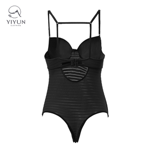Yiyun OEM Noël érotique Lingerie dentelle <span class=keywords><strong>déshabillé</strong></span> Lingerie Sexy Boudoir tenues col en v vêtements de nuit Lingerie pour femmes <span class=keywords><strong>noir</strong></span> mince - Product Image 1