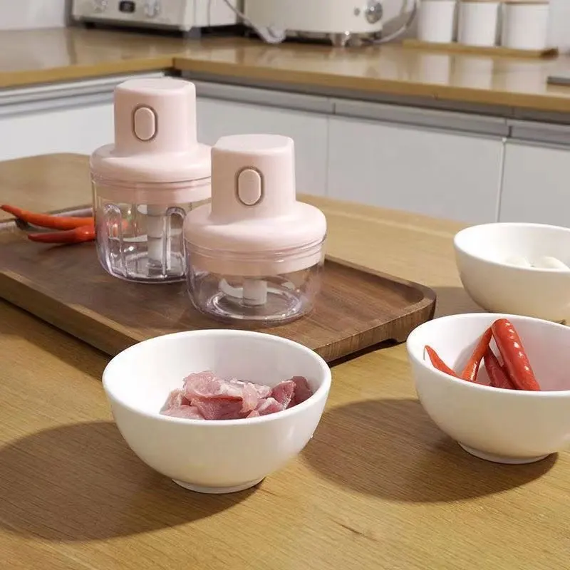 Penjualan terlaris manufaktur 100ml/250ml Pink elektrik Usb Mini penggiling daging buah sayuran kacang bawang putih pemotong makanan