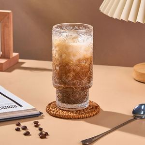 Collection de verres vintage empilables avec texture gaufrée tournesol et glacier, verres à jus et à café étincelants - Product Image 4