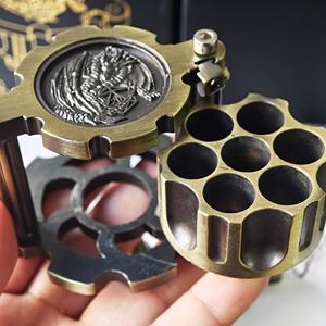 ชุดลูกเต๋า<span class=keywords><strong>ทรง</strong></span>กระสุนหลายเหลี่ยมทำจากโลหะดาวเคราะห์ขนาดเล็กพร้อมกล่องใส่ปืนที่หมุนได้ชุด<span class=keywords><strong>ลูกเต๋า</strong></span> DND สำหรับล้อซ้าย - Product Image 5