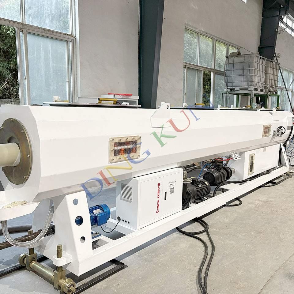 Font Level Pipe PVC Pipe Extrusion Machine Counter Rotating Conical Twin Screw 65mm ...