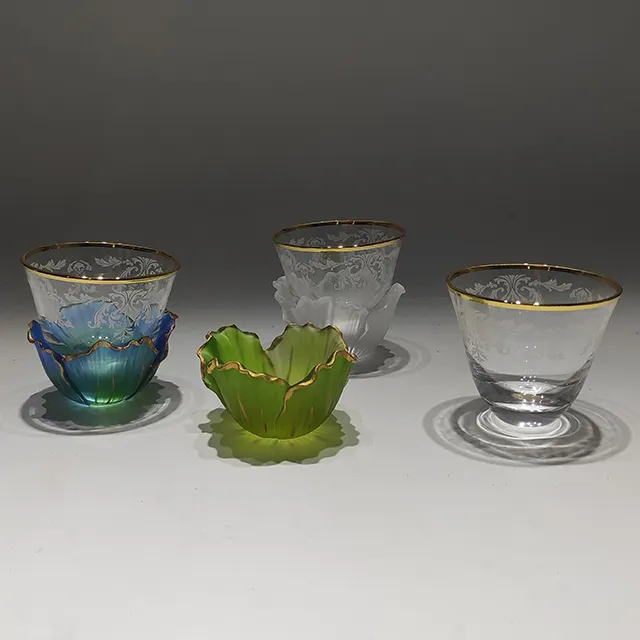 Lüks kabarcık setleri çay fincanları ve tabaklar ve tabaklar büyük şeffaf cam fas türk arapça kristal çay fincanları plaka ile