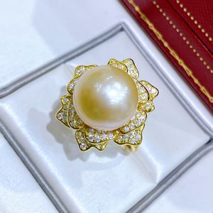 ส่งแหวนแฟชั่นทรงกลมสีทองธรรมชาติ 13-14 มม. ประดับด้วยลูกปัดเงินแท้สไตล์ญี่ปุ่นรูปดอกไม้บาน ให้แฟนสาวของคุณ - Product Image 2