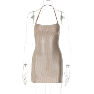 เดรสสั้นผู้หญิงแบบผูกคอ ลายตารางเมทัลลิก พิมพ์ลายฟอยล์สี่เหลี่ยมวิบวับ เปิดหลัง สำหรับงานปาร์ตี้ แฟชั่น - Product Image 6