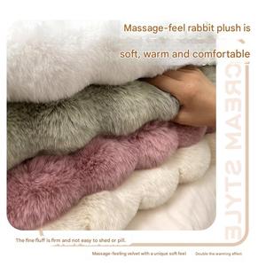 2025 nuova coperta del comodino della camera da letto di coniglio <span class=keywords><strong>in</strong></span> peluche con bolle di pile tappetino per finestre del divano <span class=keywords><strong>tappeto</strong></span> per il centro di casa tappeti da soggiorno - Product Image 3