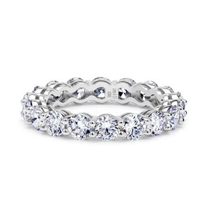 Anello Eternity Completo Kacy con Diamanti Sintetici HPHT CVD a Forma Ovale Smeraldo, in Argento S925, Cavo e Traspirante, Certificato IGI, Vendita all'Ingrosso - Product Image 5