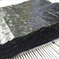 Tiras de Alga Nori Tostada y Sazonada, en Rodajas Largas de 6 y 7 Cortes, para Preparación de Sushi, Listas para Consumir, de Uso Comercial