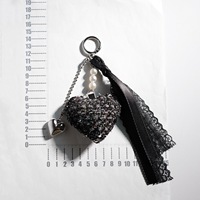 Porte-clés Cœur en Tissu Tweed à Carreaux avec Pendentif Ruban Perlé, Accessoire de Sac, Anneau de Clé, Cadeau Esthétique pour Femmes et Filles