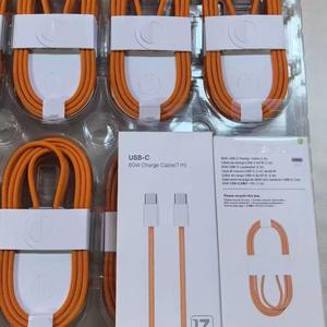 Kabel Pengisi Daya Ponsel 60W Oranye dengan Jalinan Nilon, Kabel Pengisi Daya PD Tipe C ke USB C untuk iPhone 17 Pro Max 16 15 - Product Image 1