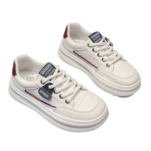 Zapatillas de Piel Recién Lanzadas, un Artículo Popular de Primavera con Suela Gruesa, Aptas Tanto para Deporte como para Uso Casual, Altamente Versátiles - Product Image 4