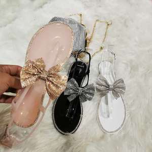 Sandalias simples de verano, zapatos de gelatina con taladro de mariposa, suela plana de Pvc para mujer, ocio al aire libre, playa, <span class=keywords><strong>chanclas</strong></span> de cristal transparente - Product Image 5