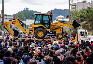 SANY BHL75 4360 мм фронтальный и задний погрузчик фронтальный погрузчик и экскаватор-трактор - Product Image 5