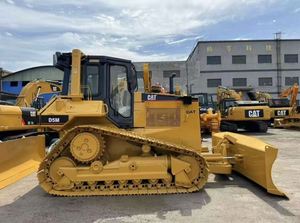 รถดันดินตีนตะขาบ Caterpillar D5 D5M ของแท้จากญี่ปุ่น ยอดขายดีที่สุด มือสอง พร้อมปั๊ม เครื่องยนต์ เกียร์ ชุดขุดเจาะ และอุปกรณ์เสริมอื่นๆ ได้รับมาตรฐาน CE - Product Image 3