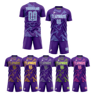 Ensembles d'uniformes de football complets et abordables, offrant des solutions complètes pour les clubs et les académies de football - Product Image 1
