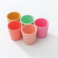 Tasse d'entraînement en silicone sans BPA d'usine de silicone pour les bébés de 6 mois et plus, 4 fl. Oz Petite tasse ouverte pour nourrissons